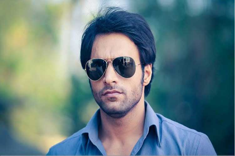 Shaleen Malhotra-Zzeeh Artist