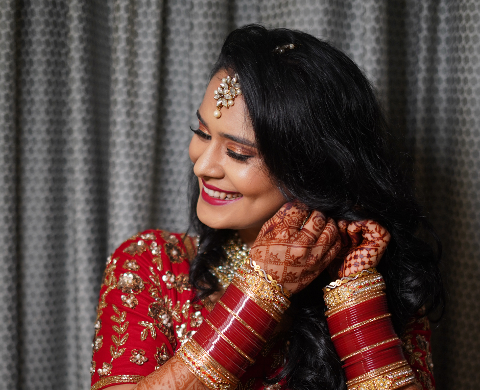 Indian wedding engagement photography close up bride | Photo 8990